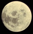 La lune avec un grossissement approprié